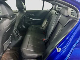 BMW 3 Series 2023 AWD 330i xDrive 4dr Sedan