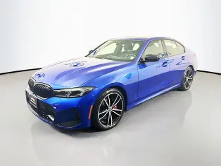 BMW 3 Series 2023 AWD 330i xDrive 4dr Sedan