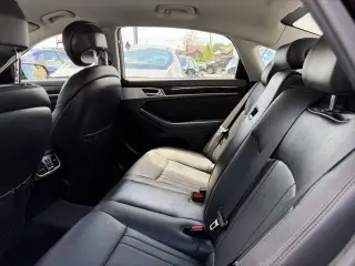 Genesis G80 2018 3.8 4dr Sedan