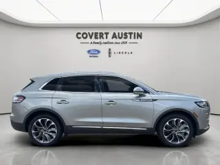 Lincoln Nautilus 2023 Reserve 4dr SUV