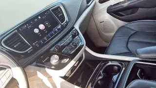Chrysler Pacifica 2021 AWD Limited 4dr Mini-Van