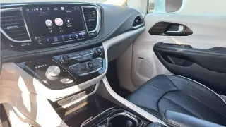 Chrysler Pacifica 2021 AWD Limited 4dr Mini-Van