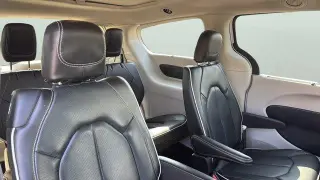 Chrysler Pacifica 2021 AWD Limited 4dr Mini-Van