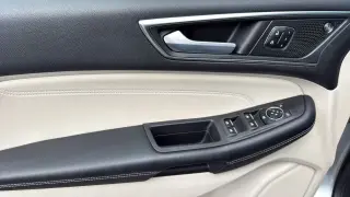 Ford Edge 2023 AWD Titanium 4dr Crossover