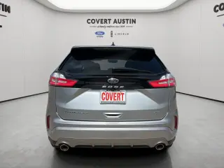 Ford Edge 2023 AWD Titanium 4dr Crossover