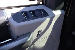 Ford F-150 2016 4x4 Lariat 4dr SuperCrew 5.5 ft. SB