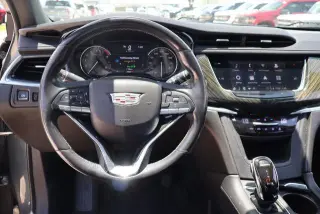 Cadillac XT6 2020 Premium Luxury 4dr SUV