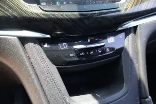 Cadillac XT6 2020 Premium Luxury 4dr SUV
