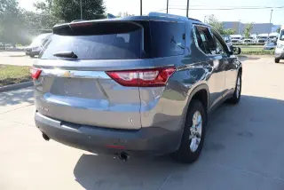 Chevrolet Traverse 2018 4x4 LT Cloth 4dr SUV w/1LT