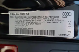 Audi A4 2024 AWD quattro S line Premium 45 TFSI 4dr Sedan