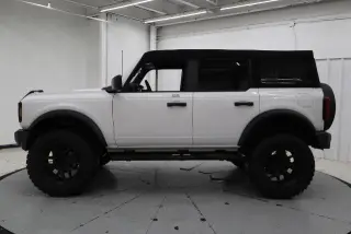 Ford Bronco 2023 4x4 Base 4dr SUV