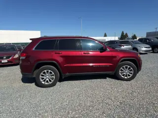 Jeep Grand Cherokee 2021 4x2 Laredo E 4dr SUV