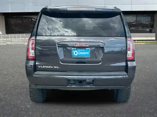 GMC Yukon XL 2018 4x2 SLT Standard Edition 4dr SUV