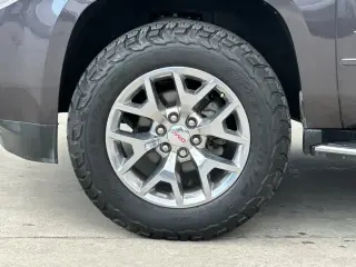 GMC Yukon XL 2018 4x2 SLT Standard Edition 4dr SUV