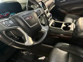 GMC Yukon XL 2018 4x2 SLT Standard Edition 4dr SUV