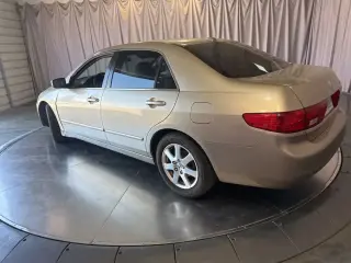 Honda Accord 2005 EX V-6 4dr Sedan