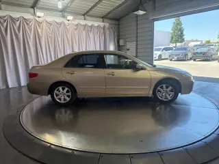 Honda Accord 2005 EX V-6 4dr Sedan
