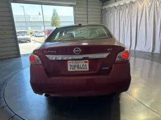 Nissan Altima 2013 2.5 SV 4dr Sedan
