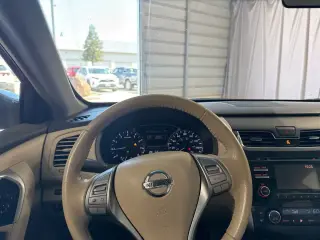 Nissan Altima 2013 2.5 SV 4dr Sedan