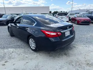 Nissan Altima 2016 2.5 S 4dr Sedan