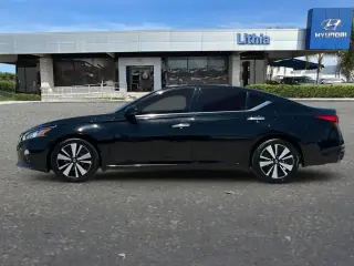 Nissan Altima 2021 2.5 SL 4dr Sedan