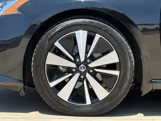 Nissan Altima 2021 2.5 SL 4dr Sedan