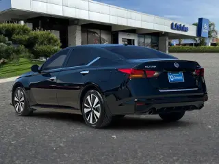 Nissan Altima 2021 2.5 SL 4dr Sedan