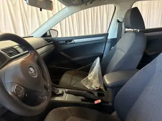 Volkswagen Passat 2012 S PZEV 4dr Sedan 6A w/ Appearance
