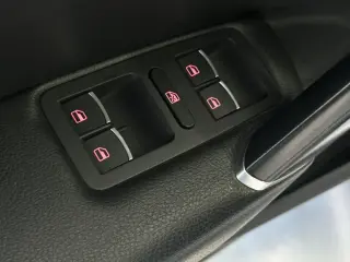 Volkswagen Passat 2017 1.8T R-Line 4dr Sedan