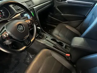 Volkswagen Passat 2017 1.8T R-Line 4dr Sedan