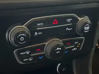 Dodge Charger 2022 SXT 4dr Sedan