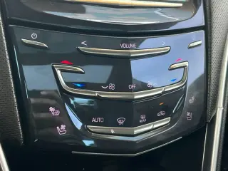 Cadillac XTS 2016 Premium 4dr Sedan