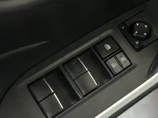 Toyota RAV4 2021 AWD XLE Premium 4dr SUV