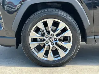 Toyota RAV4 2021 AWD XLE Premium 4dr SUV