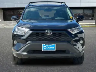Toyota RAV4 2021 AWD XLE Premium 4dr SUV