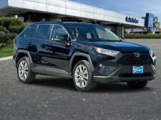 Toyota RAV4 2021 AWD XLE Premium 4dr SUV