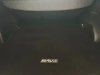Toyota RAV4 2021 AWD XLE Premium 4dr SUV