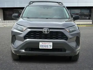 Toyota RAV4 2021 AWD LE 4dr SUV