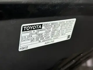 Toyota RAV4 2021 AWD LE 4dr SUV