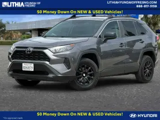 Toyota RAV4 2021 AWD LE 4dr SUV