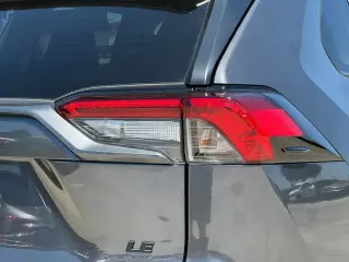 Toyota RAV4 2025 LE 4dr SUV