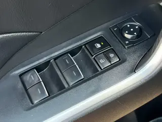Toyota RAV4 2024 XLE 4dr SUV