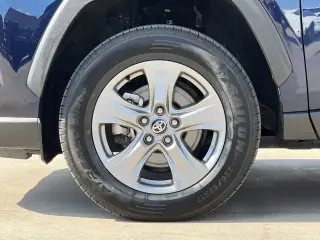 Toyota RAV4 2024 XLE 4dr SUV