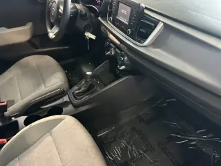 Kia Rio 2018 LX 4dr Sedan 6M