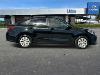 Kia Rio 2018 LX 4dr Sedan 6M