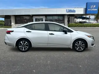 Nissan Versa 2024 S 4dr Sedan CVT