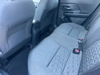 Nissan Kicks 2025 SV 4dr Crossover