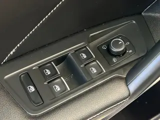 Volkswagen Tiguan 2024 AWD SEL R-Line 4Motion 4dr SUV