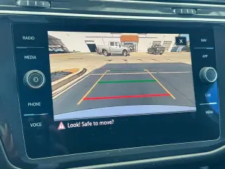 Volkswagen Tiguan 2024 AWD SEL R-Line 4Motion 4dr SUV