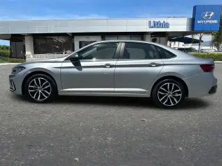 Volkswagen Jetta 2025 SE 4dr Sedan